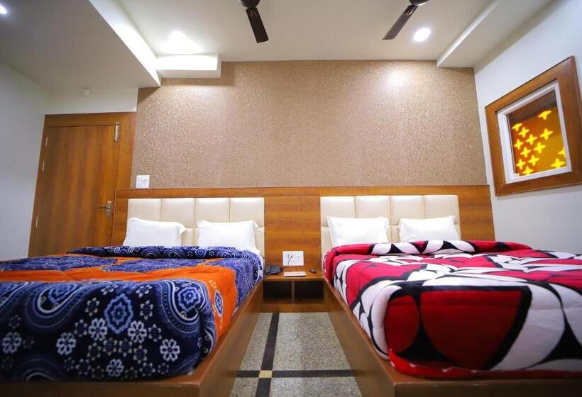 هتل Royal Phoenix