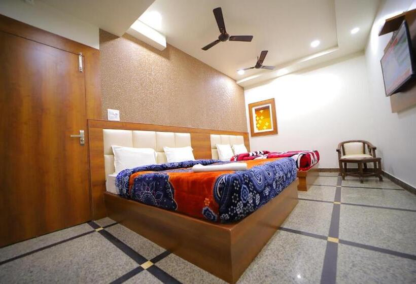 هتل Royal Phoenix