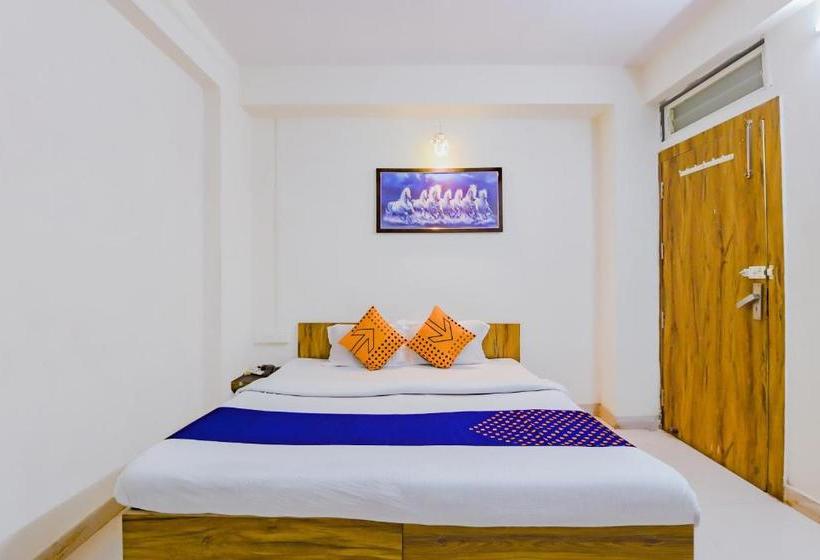 فندق Spot On 79303 Samarpit Residency