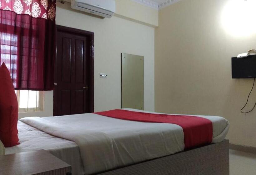 酒店 Staymaker Srinivasa Residency