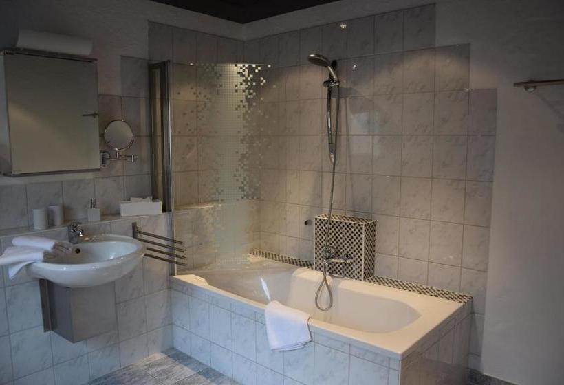 Hotel Weingut Manuel Sauer