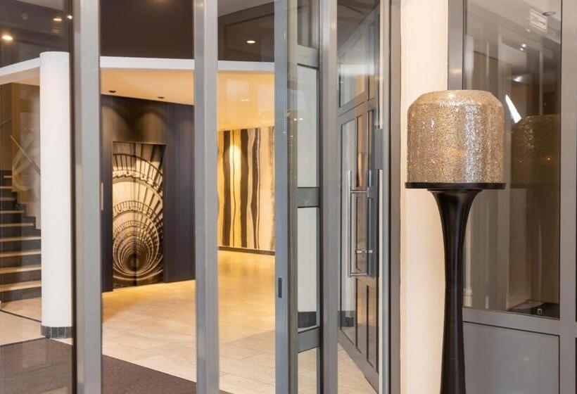 Maakt Hotel & Apartments