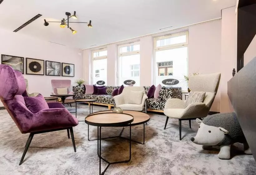 Maakt Hotel & Apartments