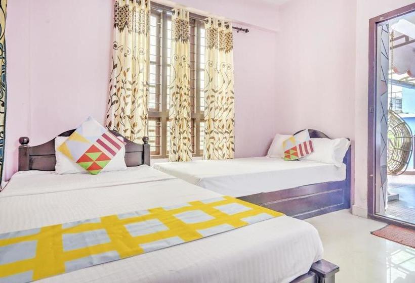 ペンション Oyo 79239 Punchayil Homestay