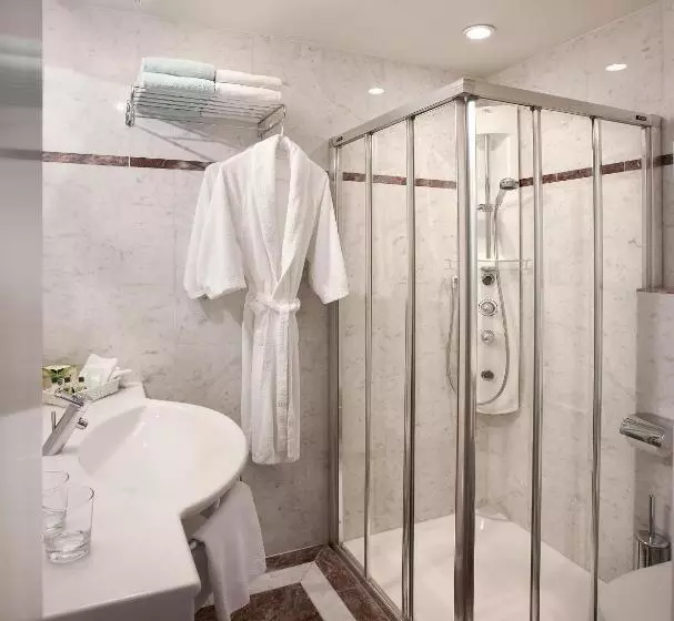 Romantik Hotel De L Ours