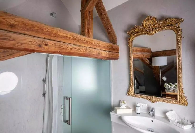 Romantik Hotel De L Ours