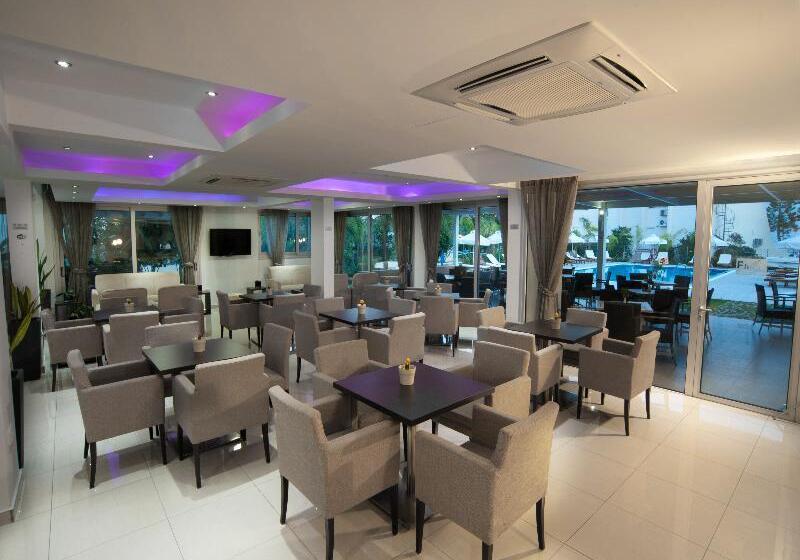 Frixos Suites Hotel Apts