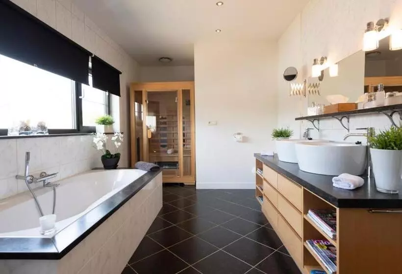 酒店 B&b Montenakerhof