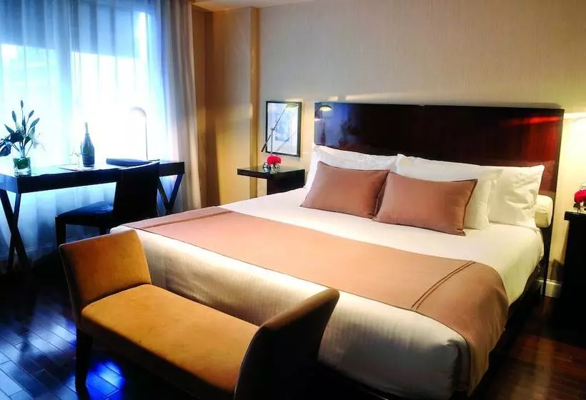 هتل Casasur Recoleta