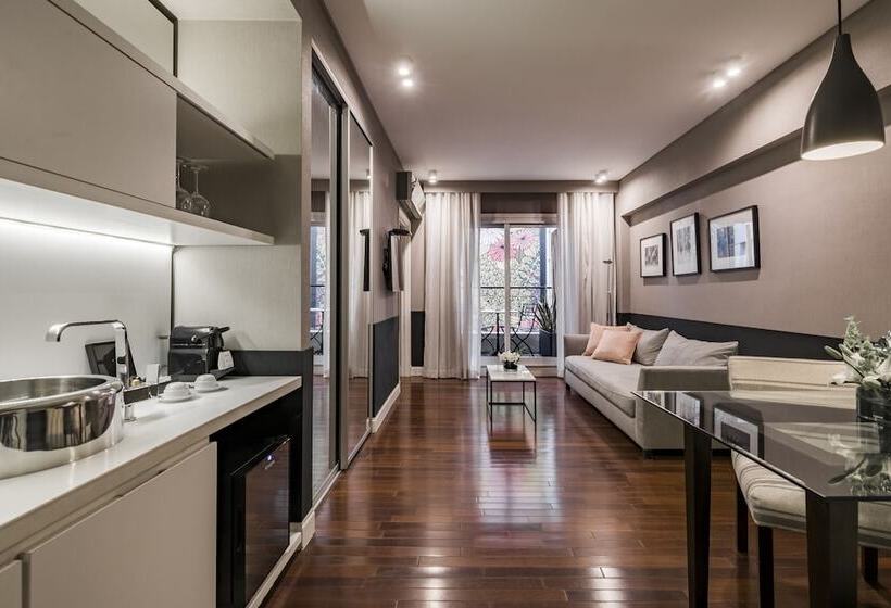 هتل Casasur Recoleta