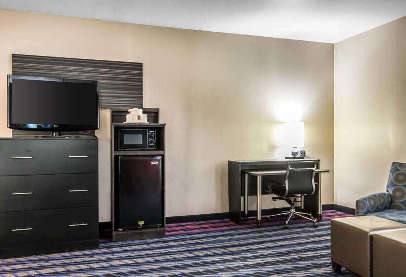 فندق Comfort Suites Fairgrounds West