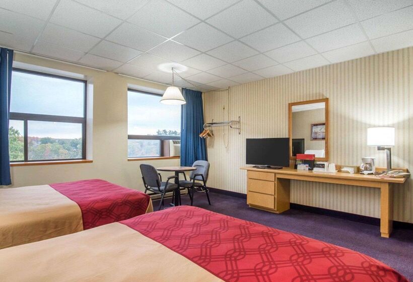 فندق Econo Lodge