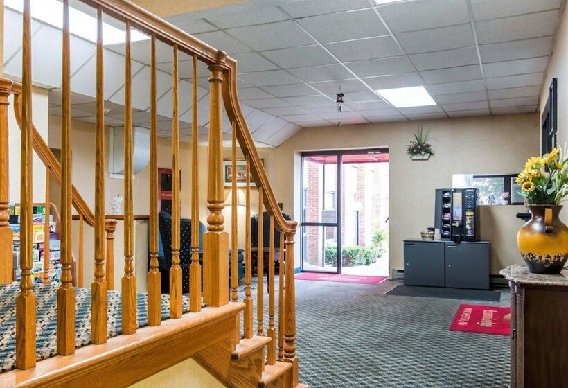 فندق Econo Lodge