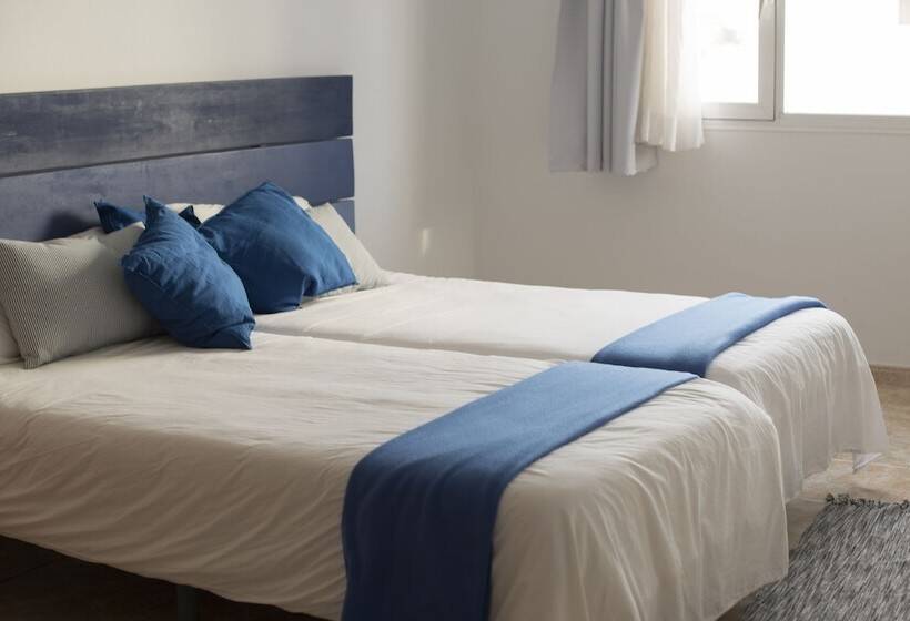 هتل Cotillo House