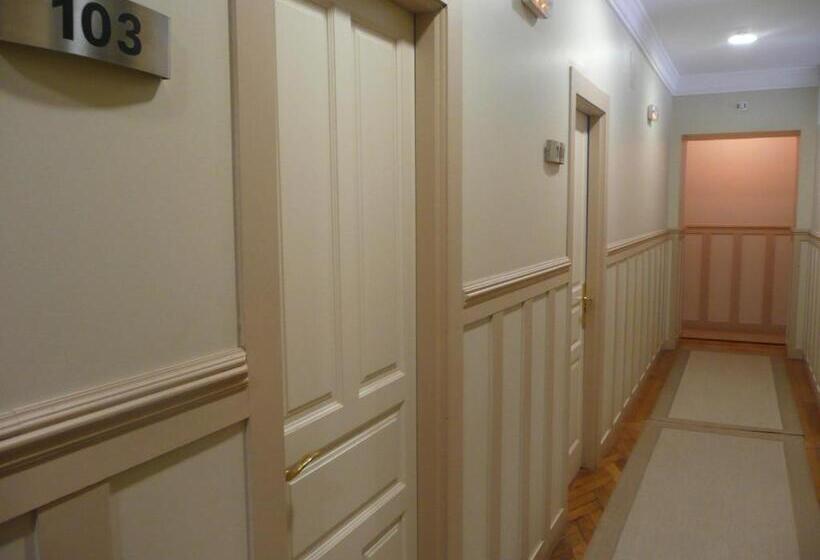 هتل Las Carolinas Garden