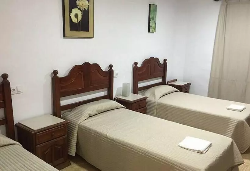 Отель Manantiales