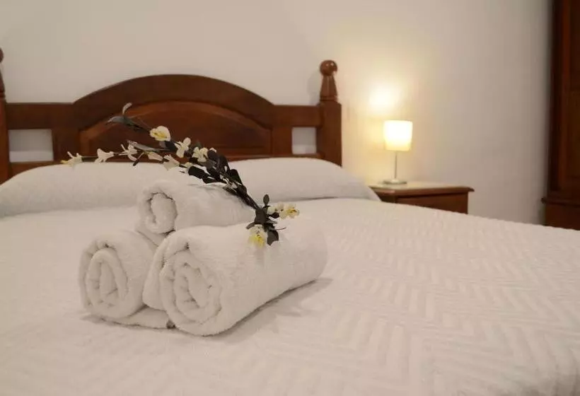 Отель Manantiales