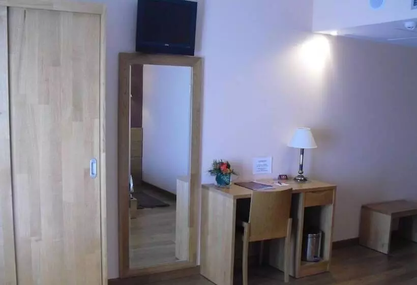 בית מלון כפרי O Desvío