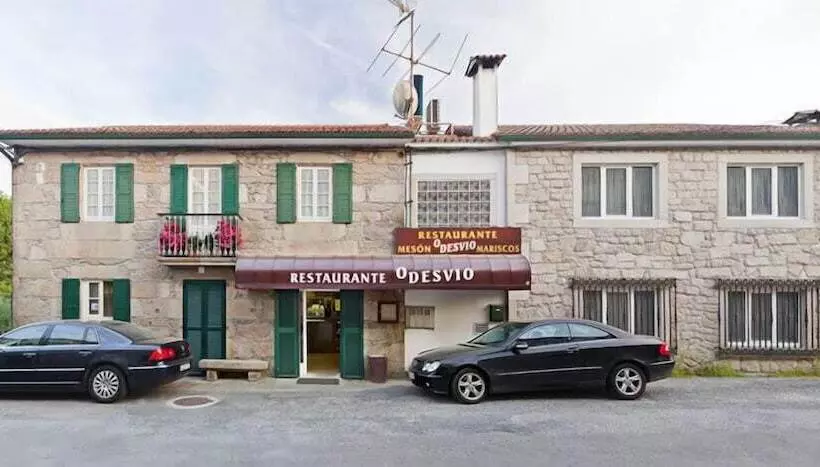 בית מלון כפרי O Desvío