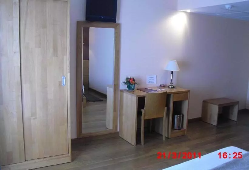 בית מלון כפרי O Desvío