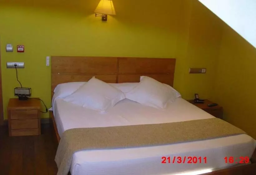 בית מלון כפרי O Desvío