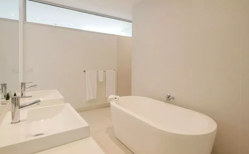 בית מלון כפרי Pool Resort Port Douglas