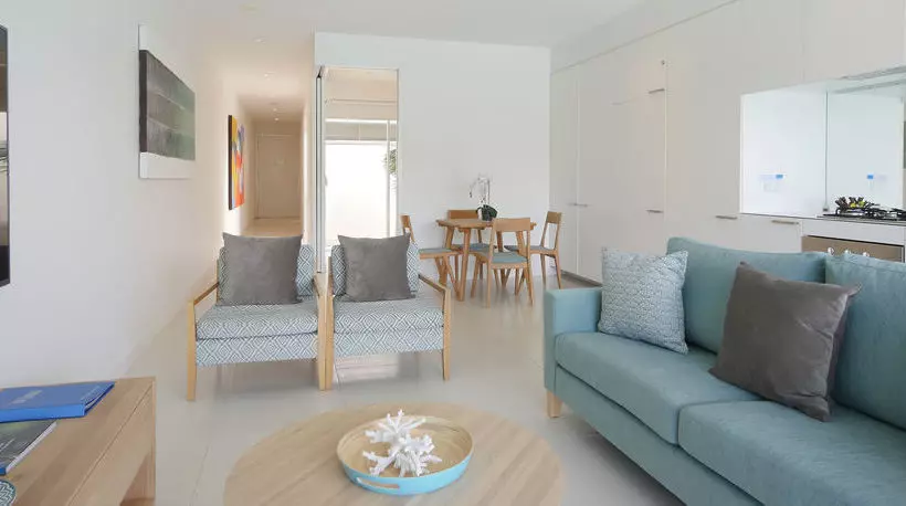 בית מלון כפרי Pool Resort Port Douglas