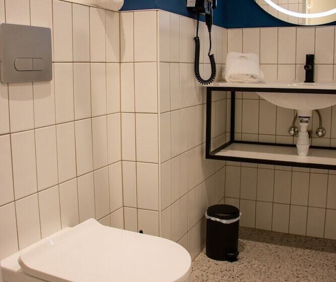 هتل Prado Next Door