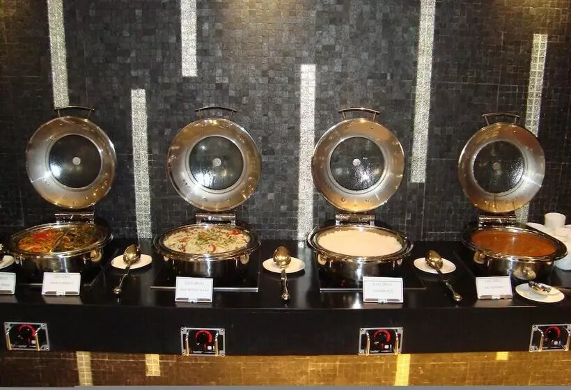 Pride Plaza Hotel, Ahmedabad