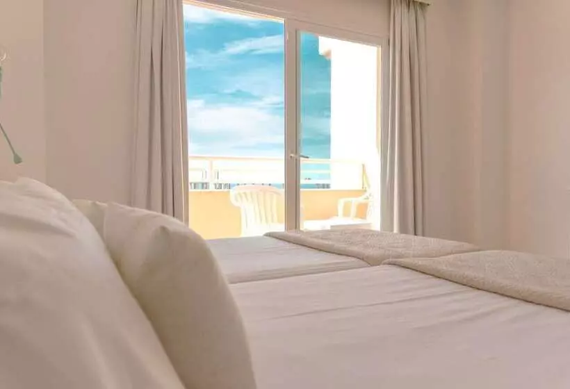 ホテル Rosamar Ibiza