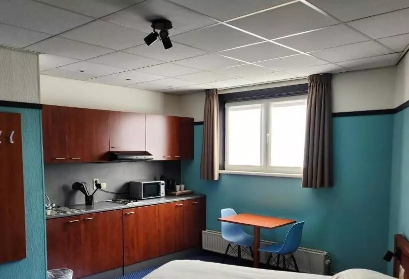 Отель Royal Zelzate