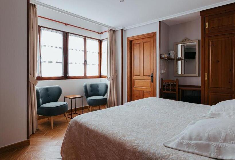 هتل روستایی La Solana Montañesa