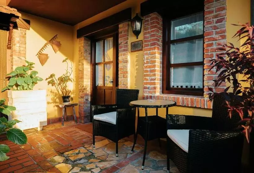 Hotel Rural La Solana Montañesa