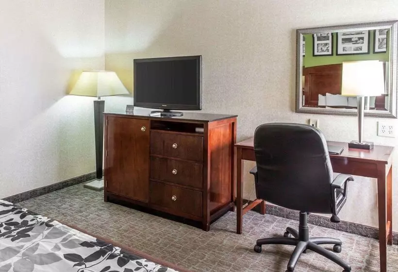 Отель Sleep Inn & Suites Near Joint Base Andrews Washington Area