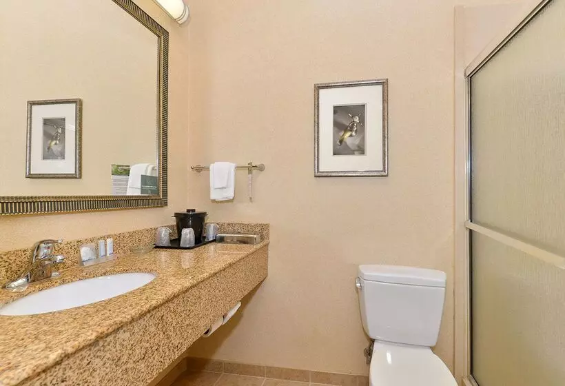 Отель Sleep Inn & Suites Near Joint Base Andrews Washington Area