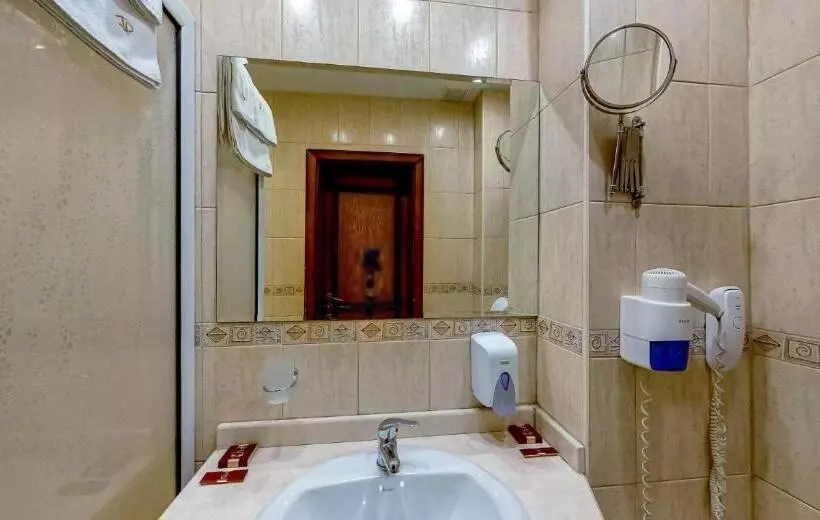 Отель Troyan Plaza