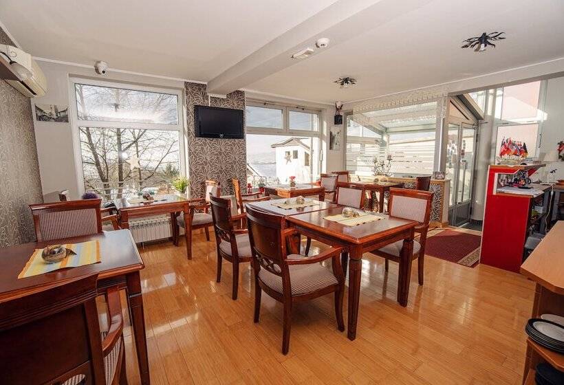 هتل Villa Harmony