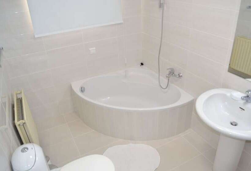 Marianna Hotel Apartments