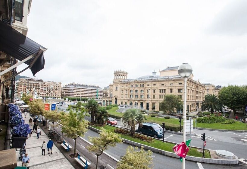 پانسیون Aldamar