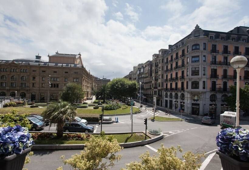 پانسیون Aldamar