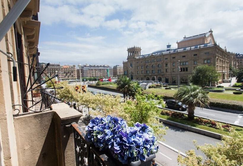 پانسیون Aldamar