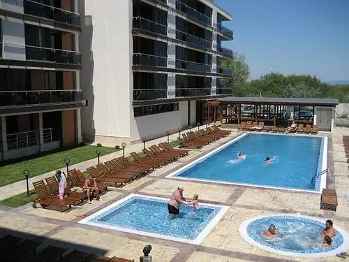 Pomorie Bay Apartments & Spa