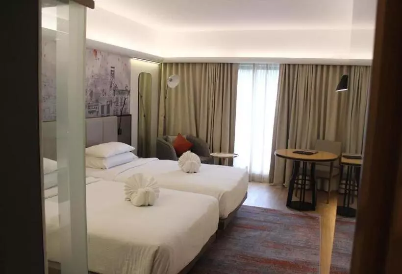 Pride Plaza Hotel, Ahmedabad