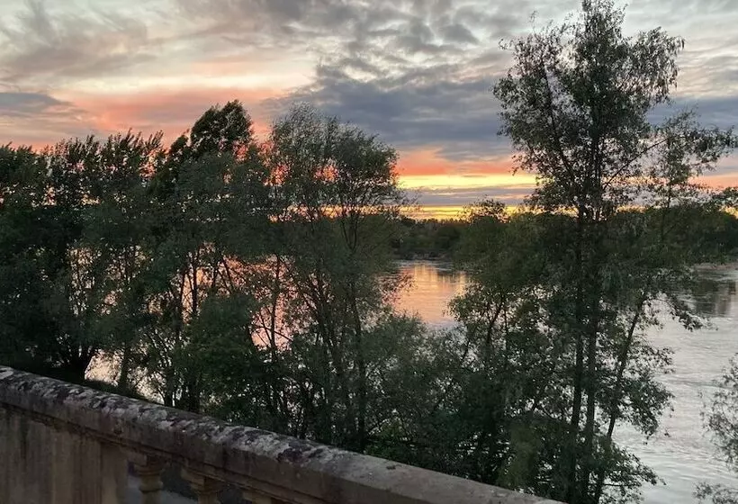 Aamiaismajoitus (B&B) Le Clos Du Roc