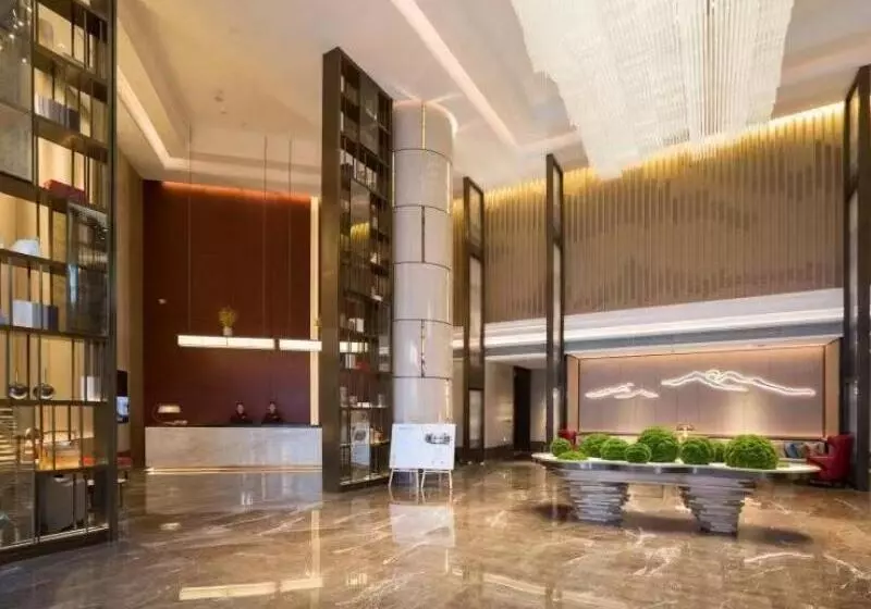Hotelli Greentree Eastern Chaoyang Plaza