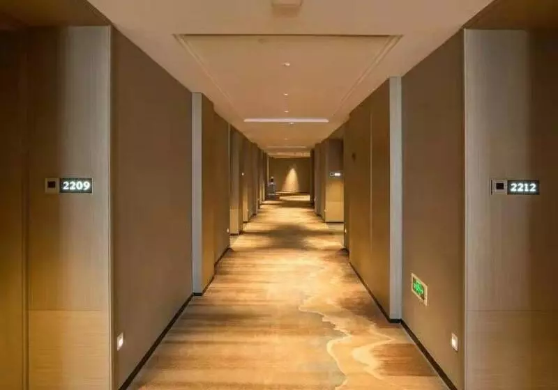 Hotelli Greentree Eastern Chaoyang Plaza