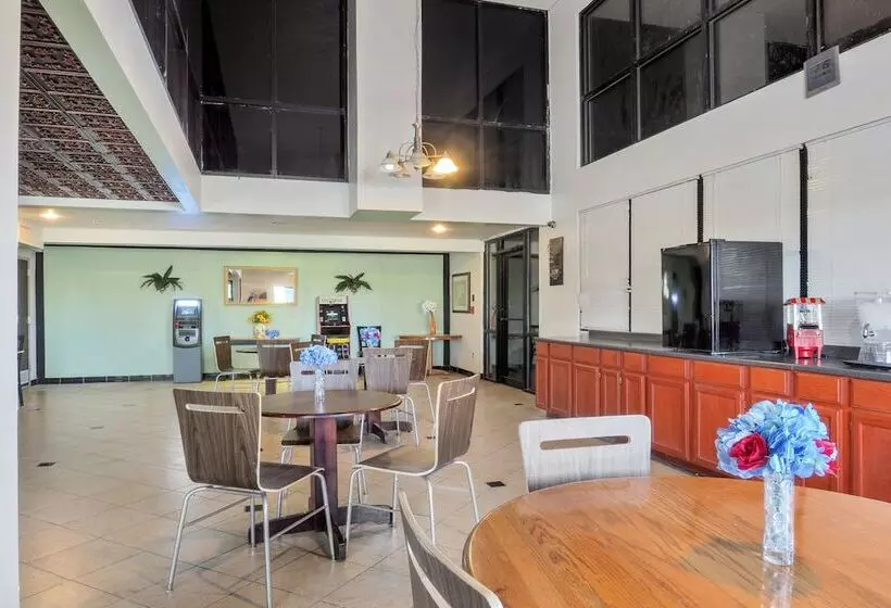 Hotelli Lonestar Inn And Suites By Oyo  Erick, Ok