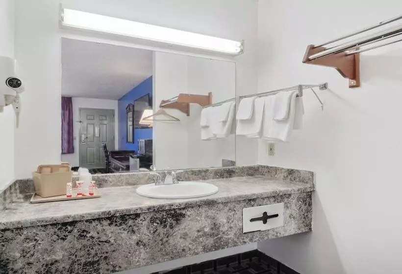 Hotelli Lonestar Inn And Suites By Oyo  Erick, Ok