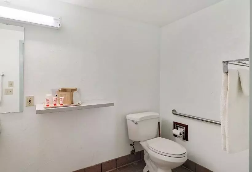 Hotelli Lonestar Inn And Suites By Oyo  Erick, Ok