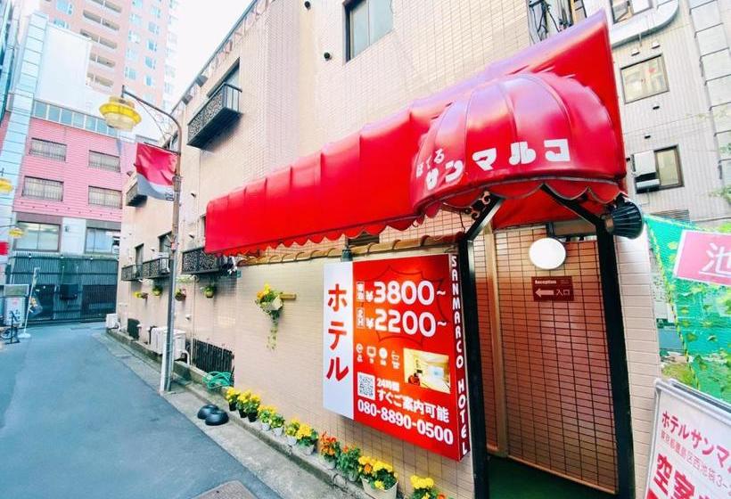 ホテル Oyo Sanmaruco